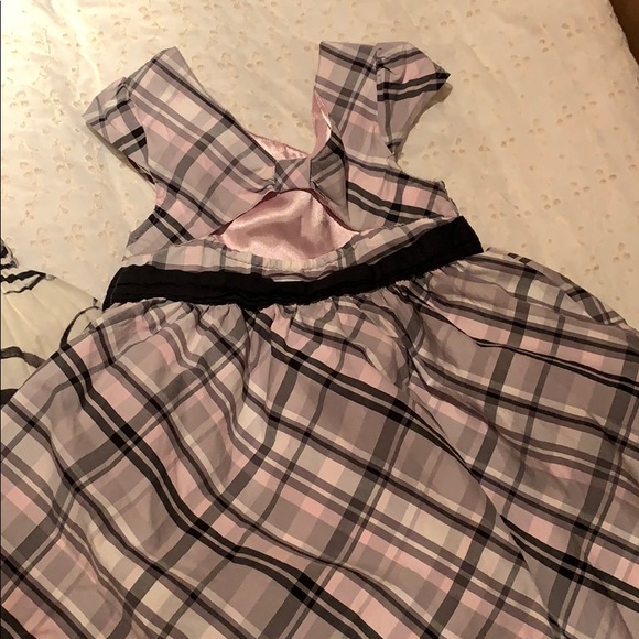 Bundle of girls party dresses - Picture 4 of 6